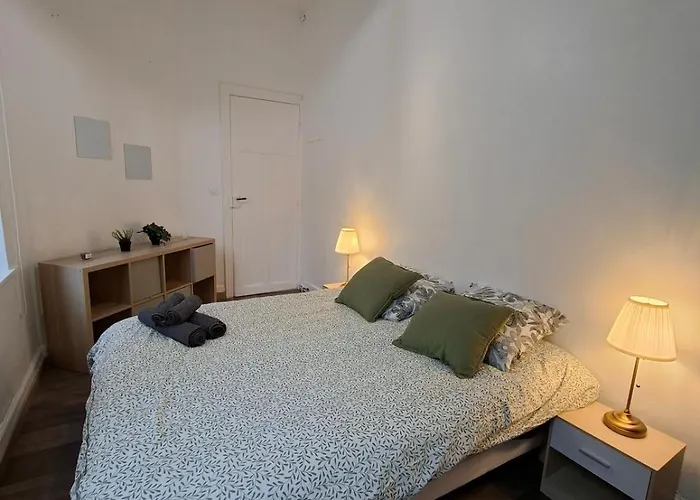 Апартаменты L'elegant Hyper Centre *